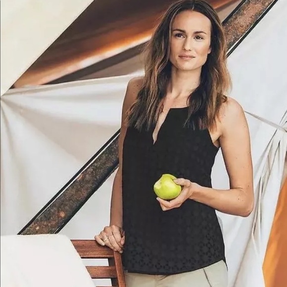 Athleta Tops - NWOT ATHLETA Eyelet Dunes Tassel Tank Top